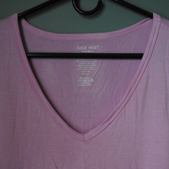 Nine West Soft Spun Large Tank, V Neck, Pink/Purple, NWT - Picture 3 of 6
